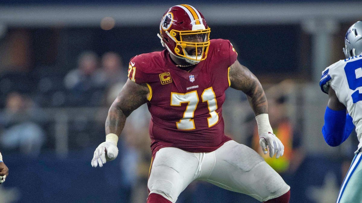 Hivatalosan is a 49ers játékosa Trent Williams – Fűzővel kifelé!